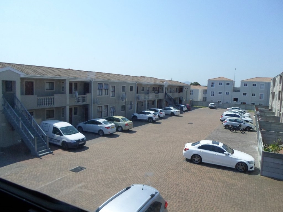 To Let commercial Property for Rent in Parklands Western Cape